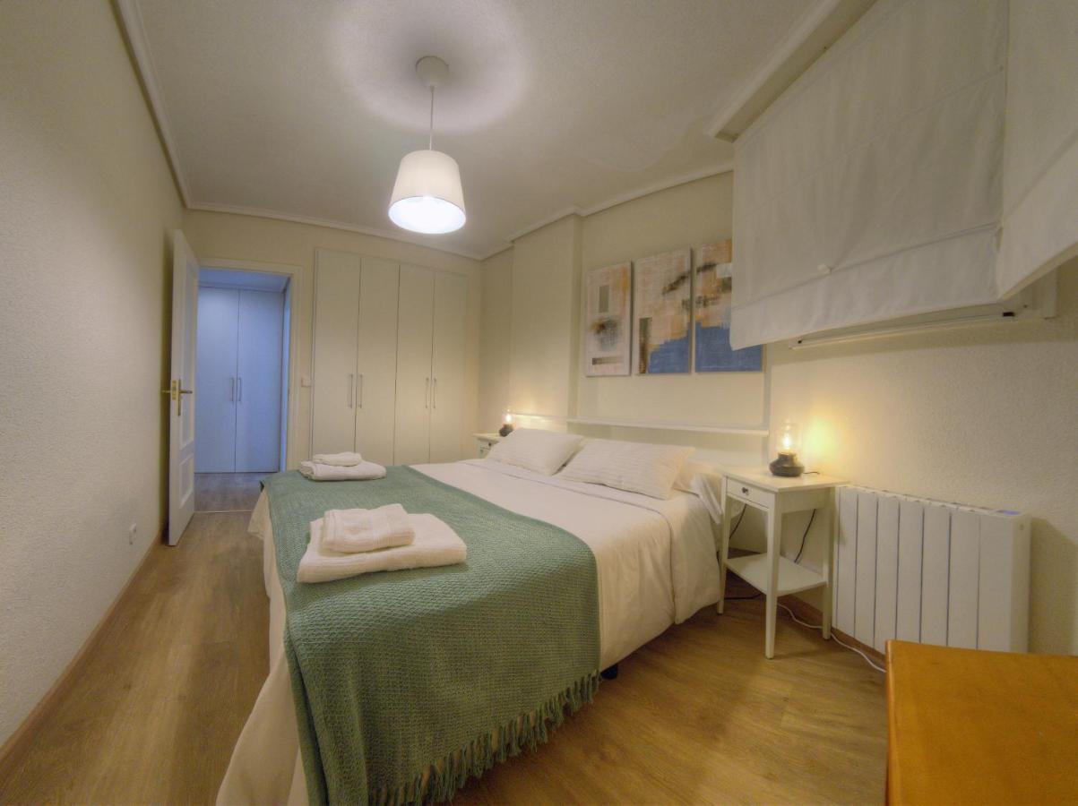 Vistamar. Primera línea. Bahía de Santoña Apartamento Exterior foto